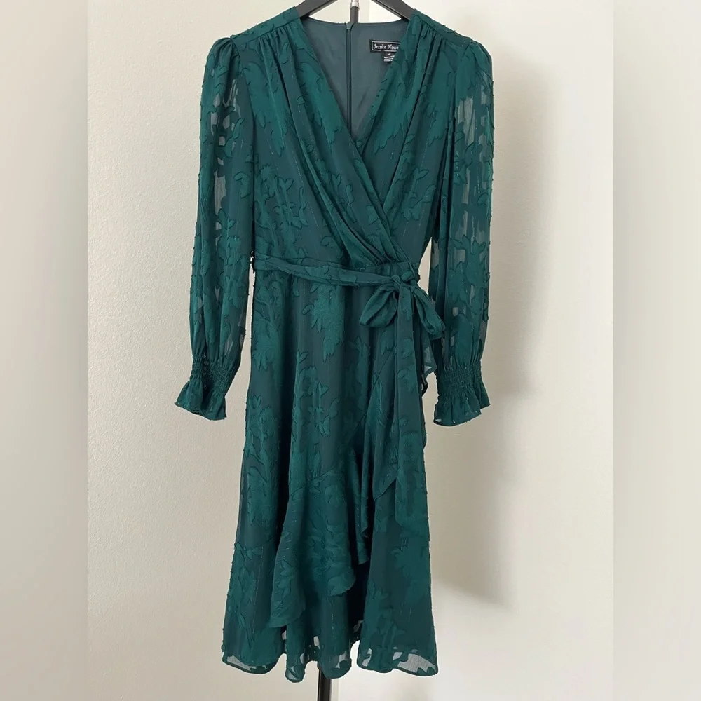 *HOLIDAY* Jessica Howard Long Sleeve Emerald Green Dress (Sz 4P) - Picture 10 of 16